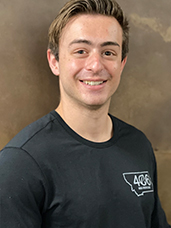 RyanLangon-Headshot Personal Trainer Ryan Langon